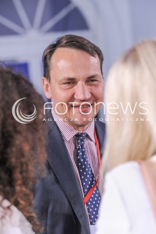  24.05.2015 WARSZAWA<br />WIECZOR WYBORCZY BRONISLAWA KOMOROWSKIEGO<br />N/Z RADOSLAW SIKORSKI<br /> 