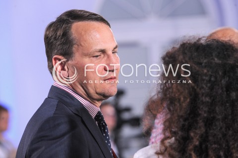  24.05.2015 WARSZAWA<br />WIECZOR WYBORCZY BRONISLAWA KOMOROWSKIEGO<br />N/Z RADOSLAW SIKORSKI<br /> 