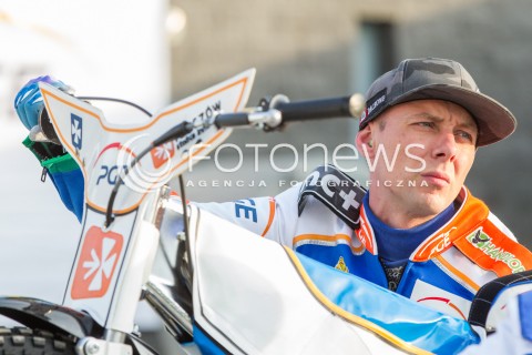  31.05.2015 RZESZOW <br />ZUZEL PGE SPEEDWAY EKSTRALIGA SEASON 2015 <br />MECZ PGE STAL RZESZOW - UNIA TARNOW <br />N/Z KAROL BARAN SYLWETKA<br /> 