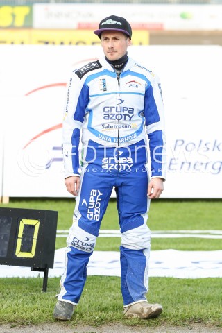  31.05.2015 RZESZOW <br />ZUZEL PGE SPEEDWAY EKSTRALIGA SEASON 2015 <br />MECZ PGE STAL RZESZOW - UNIA TARNOW <br />N/Z LEON MADSEN SYLWETKA<br /> 