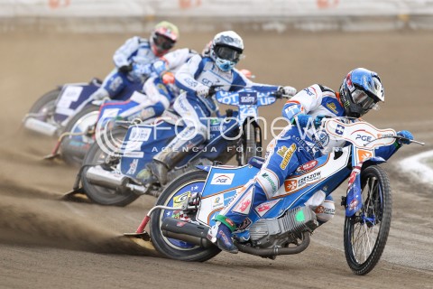  31.05.2015 RZESZOW <br />ZUZEL PGE SPEEDWAY EKSTRALIGA SEASON 2015 <br />MECZ PGE STAL RZESZOW - UNIA TARNOW <br />N/Z BIEG NR 3: DAWID LAMPART (CZERWONY), LEON MADSEN (ZOLTY), GREG HANCOCK (NIEBIESKI), JANUSZ KOLODZIEJ (BIALY) <br /> 