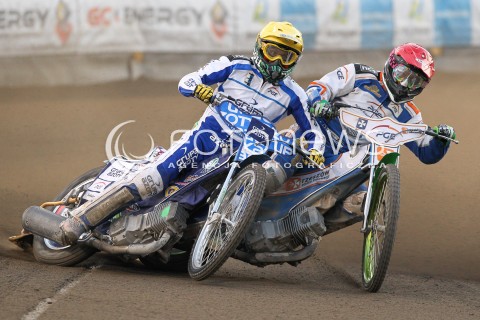  31.05.2015 RZESZOW <br />ZUZEL PGE SPEEDWAY EKSTRALIGA SEASON 2015 <br />MECZ PGE STAL RZESZOW - UNIA TARNOW <br />N/Z PETER LJUNG (CZERWONY), MARTIN VACULIK (ZOLTY),  WALKA<br /> 