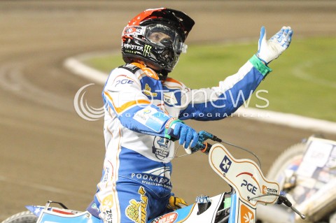  31.05.2015 RZESZOW <br />ZUZEL PGE SPEEDWAY EKSTRALIGA SEASON 2015 <br />MECZ PGE STAL RZESZOW - UNIA TARNOW <br />N/Z GREG HANCOCK RADOSC EMOCJE WYGRANA<br /> 