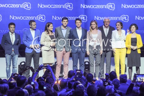  31.05.2015 WARSZAWA<br />KONGRES ZALOZYCIELSKI PARTII NOWOCZESNA PL<br />N/Z RYSZARD PETRU TWARZE PARTII<br /> 