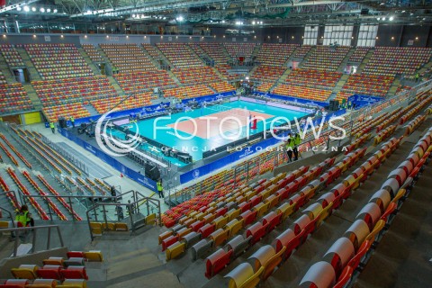  05.06.2015 CZESTOCHOWA<br />SIATKOWKA MEZCZYZN LIGA SWIATOWA 2015 <br />FIVB VOLLEYBALL WORLD LEAGUE 2015 <br />MECZ POLSKA - IRAN ( POLAND - IRAN ) <br />N/Z HALA SPORTOWA CZESTOCHOWA ULICA ZUZLOWA WIDOK VIEW WEWNATRZ TRYBUNY INSIDE BOISKO<br /> 