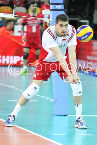  05.06.2015 CZESTOCHOWA<br />SIATKOWKA MEZCZYZN LIGA SWIATOWA 2015 <br />FIVB VOLLEYBALL WORLD LEAGUE 2015 <br />MECZ POLSKA - IRAN ( POLAND - IRAN ) <br />N/Z FABIAN DRZYZGA SYLWETKA <br /> 