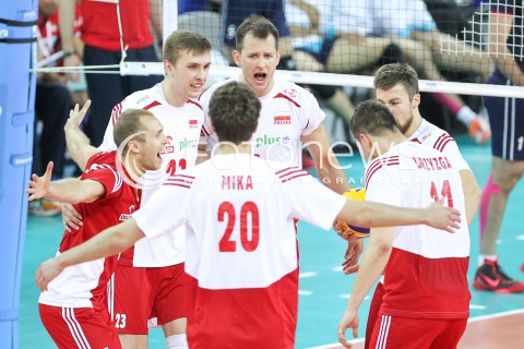  05.06.2015 CZESTOCHOWA<br />SIATKOWKA MEZCZYZN LIGA SWIATOWA 2015 <br />FIVB VOLLEYBALL WORLD LEAGUE 2015 <br />MECZ POLSKA - IRAN ( POLAND - IRAN ) <br />N/Z MATEUSZ BIENIEK BARTOSZ KUREK RADOSC EMOCJE <br /> 