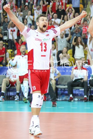  05.06.2015 CZESTOCHOWA<br />SIATKOWKA MEZCZYZN LIGA SWIATOWA 2015 <br />FIVB VOLLEYBALL WORLD LEAGUE 2015 <br />MECZ POLSKA - IRAN ( POLAND - IRAN ) <br />N/Z MICHAL KUBIAK SYLWETKA RADOSC EMOCJE <br /> 