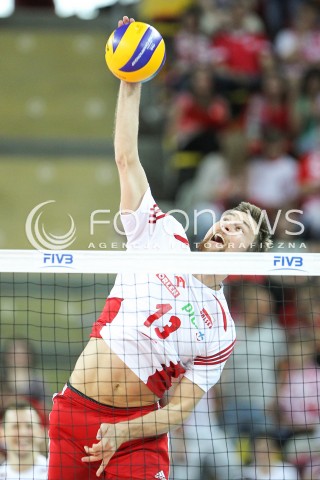 05.06.2015 CZESTOCHOWA<br />SIATKOWKA MEZCZYZN LIGA SWIATOWA 2015 <br />FIVB VOLLEYBALL WORLD LEAGUE 2015 <br />MECZ POLSKA - IRAN ( POLAND - IRAN ) <br />N/Z MICHAL KUBIAK SYLWETKA ATAK<br /> 