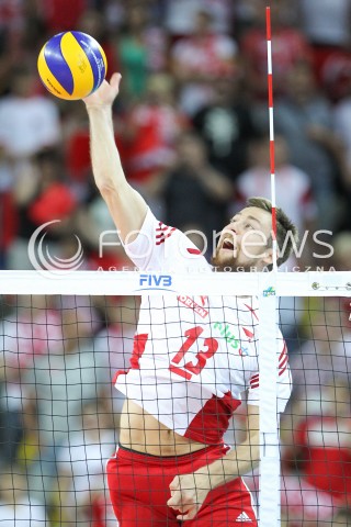  05.06.2015 CZESTOCHOWA<br />SIATKOWKA MEZCZYZN LIGA SWIATOWA 2015 <br />FIVB VOLLEYBALL WORLD LEAGUE 2015 <br />MECZ POLSKA - IRAN ( POLAND - IRAN ) <br />N/Z MICHAL KUBIAK SYLWETKA ATAK<br /> 