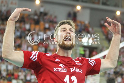  06.06.2015 CZESTOCHOWA<br />SIATKOWKA MEZCZYZN LIGA SWIATOWA 2015 <br />FIVB VOLLEYBALL WORLD LEAGUE 2015 <br />MECZ POLSKA - IRAN ( POLAND - IRAN ) <br />N/Z MICHAL KUBIAK RADOSC EMOCJE SYLWETKA <br /> 