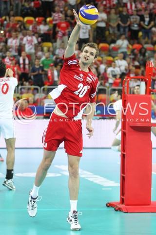  06.06.2015 CZESTOCHOWA<br />SIATKOWKA MEZCZYZN LIGA SWIATOWA 2015 <br />FIVB VOLLEYBALL WORLD LEAGUE 2015 <br />MECZ POLSKA - IRAN ( POLAND - IRAN ) <br />N/Z MATEUSZ MIKA SYLWETKA <br /> 