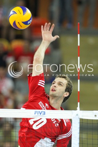  06.06.2015 CZESTOCHOWA<br />SIATKOWKA MEZCZYZN LIGA SWIATOWA 2015 <br />FIVB VOLLEYBALL WORLD LEAGUE 2015 <br />MECZ POLSKA - IRAN ( POLAND - IRAN ) <br />N/Z MATEUSZ MIKA SYLWETKA ATAK<br /> 