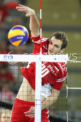  06.06.2015 CZESTOCHOWA<br />SIATKOWKA MEZCZYZN LIGA SWIATOWA 2015 <br />FIVB VOLLEYBALL WORLD LEAGUE 2015 <br />MECZ POLSKA - IRAN ( POLAND - IRAN ) <br />N/Z MATEUSZ MIKA SYLWETKA ATAK<br /> 