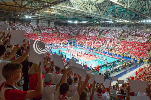  06.06.2015 CZESTOCHOWA<br />SIATKOWKA MEZCZYZN LIGA SWIATOWA 2015 <br />FIVB VOLLEYBALL WORLD LEAGUE 2015 <br />MECZ POLSKA - IRAN ( POLAND - IRAN ) <br />N/Z TRYBUNY KIBICE DOPING BIALO CZERWONE OPRAWA EMOCJE WIDOK HALA VIEW INSIDE PANORAMA<br /> 