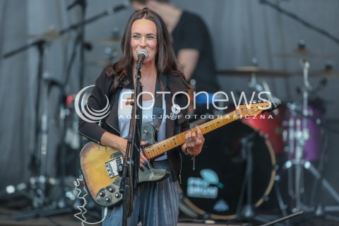  13.06.2015 KONSTANCIN JEZIORNA<br />
KONCERT KASI KOWALSKIEJ Z OKAZJI DNIA KONSTANCINA JEZIORNA<br />
N/Z KASIA KOWALSKA<br />
 