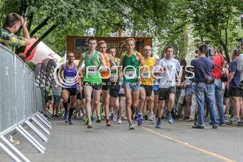  14.06.2015 KONSTANCIN JEZIORNA <br />I BIEG KONSTANCINSKI IM PIOTRA NUROWSKIEGO<br />N/Z START BIEGU UCZESTNICY<br /> 