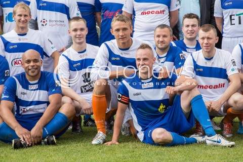  20.06.2015 LODZ POLAND<br />PILKA NOZNA <br />BIZNESOWA LIGA POMOCY NA RZECZ FUNDACJI GAJUSZ<br />N/Z DAMIAN RADOWICZ JAKUB RZEZNICZAK JOSEPH DAYO OSHADOGAN<br /> 