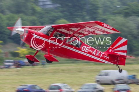  27.06.2015 KRAKOW<br />XI MALOPOLSKI PIKNIK LOTNICZY W KRAKOWIE<br />N/Z SAMOLOT DECATHLON EXTREME 8KCAB (REJESTRACJA OE-AXT )<br /> 