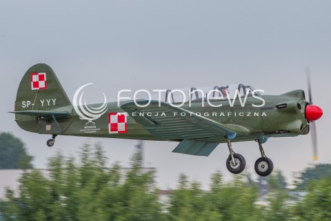  27.06.2015 KRAKOW<br />XI MALOPOLSKI PIKNIK LOTNICZY W KRAKOWIE<br />N/Z SAMOLOT YAKOVLEV YAK-18 (REJESTRACJA SP-YYY )<br /> 