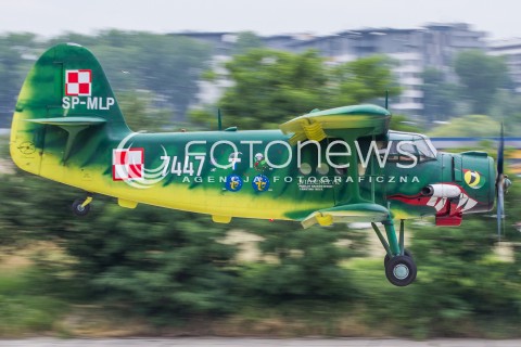  27.06.2015 KRAKOW<br />XI MALOPOLSKI PIKNIK LOTNICZY W KRAKOWIE<br />N/Z SAMOLOT SAMOLOT ANTONOV AN-2 WIEDENCZYK (REJESTRACJA: SP-MLP )<br /> 