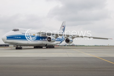  29.06.2015 LOTNISKO JASIONKA <br />
SAMOLOT TRANSPORTOWY: ANTONOV AN-124 RUSLAN ROSYJSKICH LINII VOLGA DNEPR AIRLINES NA LOTNISKU RZESZOW - JASIONKA. NIEOFICJALNIE WIADOMO, ZE SAMOLOTEM TRANSPORTOWANE JEST UZBROJENIE DO AFGANISTANU. ODLOTY I ZALADUNEK ODBYWA SIE W NOCY<br />
N/Z SAMOLOT (REJESTRACJA: RA-82078 )<br />
 