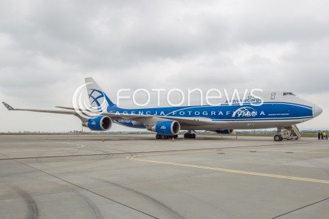  29.06.2015 LOTNISKO JASIONKA <br />
SAMOLOT TRANSPORTOWY BOEING 747 JUMBO JET ROSYJSKICH LINII AIR BRIDGE CARGO NA LOTNISKU RZESZOW - JASIONKA. NIEOFICJALNIE WIADOMO, ZE SAMOLOTEM TRANSPORTOWANE JEST UZBROJENIE DO AFGANISTANU. ODLOTY I ZALADUNEK ODBYWA SIE W NOCY<br />
N/Z SAMOLOT BOEING 747 - 400 JUMBOJET (REJESTRACJA: VP-BIM )<br />
 