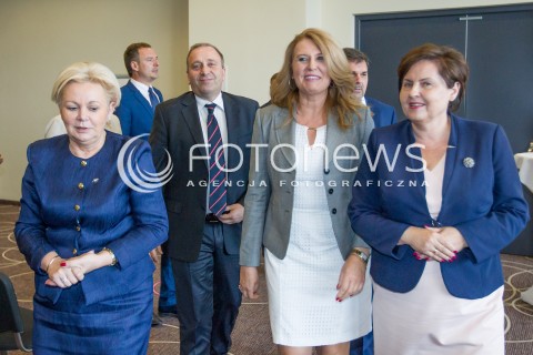  30.06.2015 RZESZOW<br />WIZYTA MINISTRA SPRAW ZAGRANICZNYCH GRZEGORZA SCHETYNY NA PODKARPACIU<br />N/Z GRZEGORZ SCHETYNA (L2) KRYSTYNA SKOWRONSKA (L1) ELZBIETA LUKACIJEWSKA (P1)<br /> 