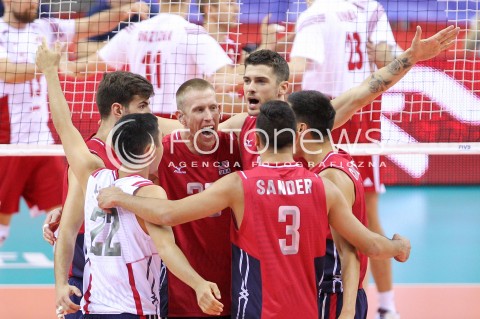  03.07.2015 KRAKOW <br />SIATKOWKA MEZCZYZN LIGA SWIATOWA 2015 <br />FIVB VOLLEYBALL WORLD LEAGUE 2015 <br />MECZ POLSKA - USA ( POLAND - UNITED STATES ) <br />N/Z REPREZENTACJA USA RADOSC EMOCJE<br /> 