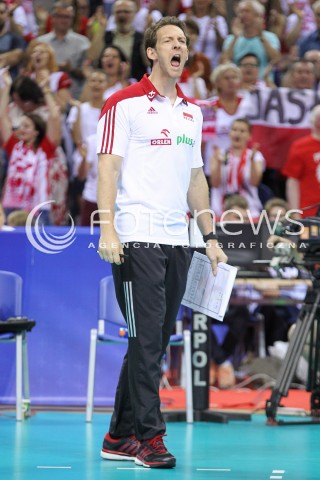  03.07.2015 KRAKOW <br />SIATKOWKA MEZCZYZN LIGA SWIATOWA 2015 <br />FIVB VOLLEYBALL WORLD LEAGUE 2015 <br />MECZ POLSKA - USA ( POLAND - UNITED STATES ) <br />N/Z STEPHANE ANTIGA TRENER ( HEAD COACH ) SYLWETKA <br /> 