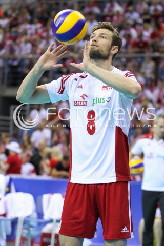  03.07.2015 KRAKOW <br />SIATKOWKA MEZCZYZN LIGA SWIATOWA 2015 <br />FIVB VOLLEYBALL WORLD LEAGUE 2015 <br />MECZ POLSKA - USA ( POLAND - UNITED STATES ) <br />N/Z ANDRZEJ WRONA SYLWETKA <br /> 