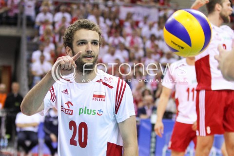  03.07.2015 KRAKOW <br />SIATKOWKA MEZCZYZN LIGA SWIATOWA 2015 <br />FIVB VOLLEYBALL WORLD LEAGUE 2015 <br />MECZ POLSKA - USA ( POLAND - UNITED STATES ) <br />N/Z MATEUSZ MIKA SYLWETKA <br /> 