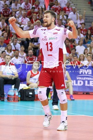  03.07.2015 KRAKOW <br />SIATKOWKA MEZCZYZN LIGA SWIATOWA 2015 <br />FIVB VOLLEYBALL WORLD LEAGUE 2015 <br />MECZ POLSKA - USA ( POLAND - UNITED STATES ) <br />N/Z MICHAL KUBIAK RADOSC EMOCJE SYLWETKA <br /> 