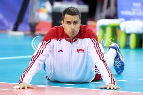  03.07.2015 KRAKOW <br />SIATKOWKA MEZCZYZN LIGA SWIATOWA 2015 <br />FIVB VOLLEYBALL WORLD LEAGUE 2015 <br />MECZ POLSKA - USA ( POLAND - UNITED STATES ) <br />N/Z FABIAN DRZYZGA SYLWETKA <br /> 