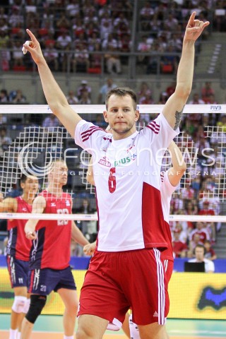  03.07.2015 KRAKOW <br />SIATKOWKA MEZCZYZN LIGA SWIATOWA 2015 <br />FIVB VOLLEYBALL WORLD LEAGUE 2015 <br />MECZ POLSKA - USA ( POLAND - UNITED STATES ) <br />N/Z BARTOSZ KUREK SYLWETKA RADOSC EMOCJE <br /> 