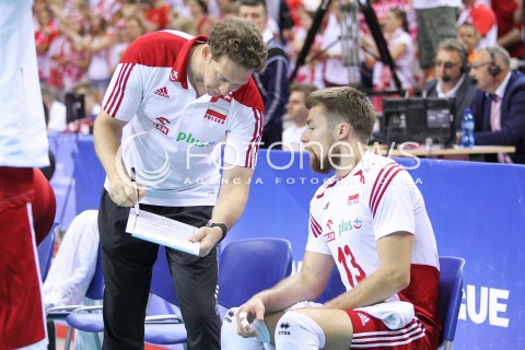  03.07.2015 KRAKOW <br />SIATKOWKA MEZCZYZN LIGA SWIATOWA 2015 <br />FIVB VOLLEYBALL WORLD LEAGUE 2015 <br />MECZ POLSKA - USA ( POLAND - UNITED STATES ) <br />N/Z STEPHANE ANTIGA TRENER ( HEAD COACH ) MICHAL KUBIAK <br /> 