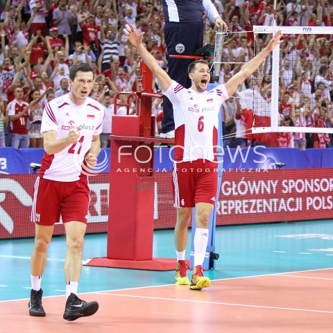  03.07.2015 KRAKOW <br />SIATKOWKA MEZCZYZN LIGA SWIATOWA 2015 <br />FIVB VOLLEYBALL WORLD LEAGUE 2015 <br />MECZ POLSKA - USA ( POLAND - UNITED STATES ) <br />N/Z RAFAL BUSZEK BARTOSZ KUREK RADOSC EMOCJE <br /> 