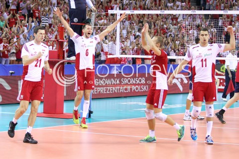  03.07.2015 KRAKOW <br />SIATKOWKA MEZCZYZN LIGA SWIATOWA 2015 <br />FIVB VOLLEYBALL WORLD LEAGUE 2015 <br />MECZ POLSKA - USA ( POLAND - UNITED STATES ) <br />N/Z BARTOSZ KUREK PAWEL ZATORSKI FABIAN DRZYZGA RAFAL BUSZEK RADOSC EMOCJE <br /> 