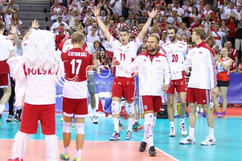  03.07.2015 KRAKOW <br />SIATKOWKA MEZCZYZN LIGA SWIATOWA 2015 <br />FIVB VOLLEYBALL WORLD LEAGUE 2015 <br />MECZ POLSKA - USA ( POLAND - UNITED STATES ) <br />N/Z FABIAN DRZYZGA PIOTR GACEK RADOSC EMOCJE <br /> 