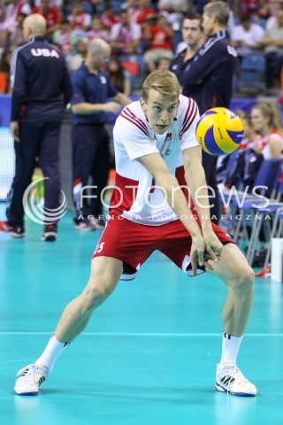  03.07.2015 KRAKOW <br />SIATKOWKA MEZCZYZN LIGA SWIATOWA 2015 <br />FIVB VOLLEYBALL WORLD LEAGUE 2015 <br />MECZ POLSKA - USA ( POLAND - UNITED STATES ) <br />N/Z ARTUR SZALPUK SYLWETKA <br /> 