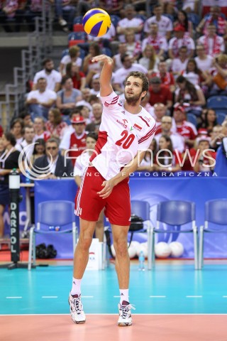  03.07.2015 KRAKOW <br />
SIATKOWKA MEZCZYZN LIGA SWIATOWA 2015 <br />
FIVB VOLLEYBALL WORLD LEAGUE 2015 <br />
MECZ POLSKA - USA ( POLAND - UNITED STATES ) <br />
N/Z MATEUSZ MIKA SYLWETKA <br />
 