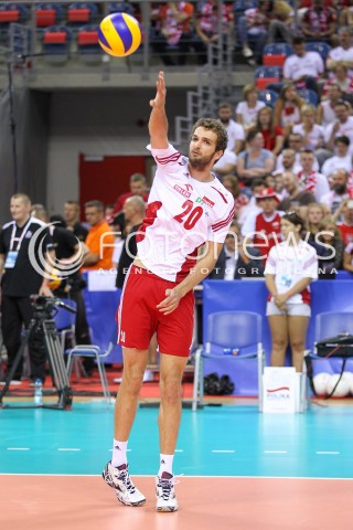  03.07.2015 KRAKOW <br />
SIATKOWKA MEZCZYZN LIGA SWIATOWA 2015 <br />
FIVB VOLLEYBALL WORLD LEAGUE 2015 <br />
MECZ POLSKA - USA ( POLAND - UNITED STATES ) <br />
N/Z MATEUSZ MIKA SYLWETKA <br />
 