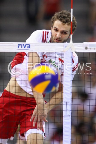  03.07.2015 KRAKOW <br />
SIATKOWKA MEZCZYZN LIGA SWIATOWA 2015 <br />
FIVB VOLLEYBALL WORLD LEAGUE 2015 <br />
MECZ POLSKA - USA ( POLAND - UNITED STATES ) <br />
N/Z MATEUSZ MIKA SYLWETKA ATAK<br />
 