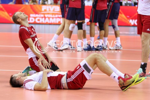  03.07.2015 KRAKOW <br />
SIATKOWKA MEZCZYZN LIGA SWIATOWA 2015 <br />
FIVB VOLLEYBALL WORLD LEAGUE 2015 <br />
MECZ POLSKA - USA ( POLAND - UNITED STATES ) <br />
N/Z BARTOSZ KUREK PAWEL ZATORSKI SMUTEK ZLOSC EMOCJE PORAZKA<br />
 