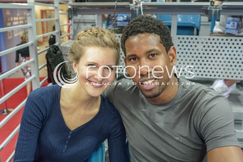  03.07.2015 KRAKOW<br />
KUBANSKI SIATKARZ WILFREDO LEON VENERO ZE SWOJA DZIEWCZYNA PODCZAS MECZU LIGI SWIATOWEJ POLSKA - USA<br />
W LIPCU SIATKARZ OTRZYMAL POLSKIE OBYWATELSTWO I CHCIALBY ZAGRAC W REPREZENTACJI POLSKI<br />
NZ WILFREDO LEON Z DZIEWCZYNA PARTNERKA KOBIETA NARZECZONA ( MALGORZATA GRONKOWSKA )<br />
 