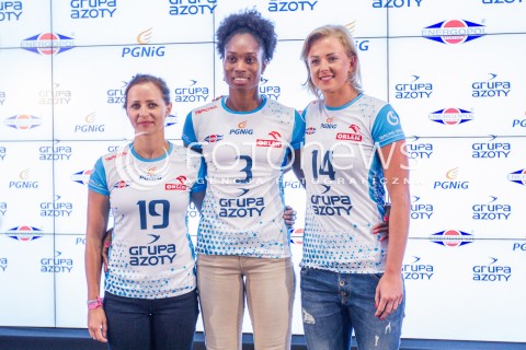  04.07.2015 KRAKOW <br />PREZENTACJA NOWYCH SIATKAREK CHEMIKA POLICE<br />N/Z PAULINA MAJ ERWARDT (L), MADELAYNNE MONTANO (C), JOANNA WOLOSZ (P)<br /> 