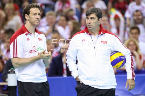  04.07.2015 KRAKOW <br />SIATKOWKA MEZCZYZN LIGA SWIATOWA 2015 <br />FIVB VOLLEYBALL WORLD LEAGUE 2015 <br />MECZ POLSKA - USA ( POLAND - UNITED STATES ) <br />N/Z STEPHANE ANTIGA TRENER ( HEAD COACH ) PHILIPPE BLAIN II TRENER ( ASSISTANT COACH ) <br /> 