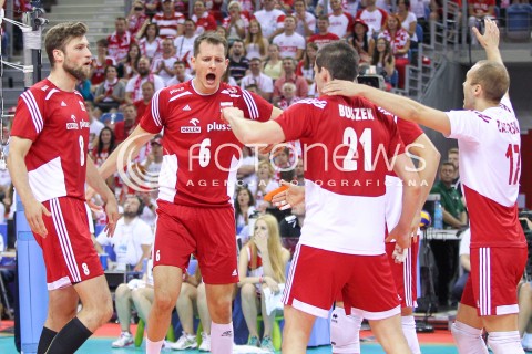 04.07.2015 KRAKOW <br />SIATKOWKA MEZCZYZN LIGA SWIATOWA 2015 <br />FIVB VOLLEYBALL WORLD LEAGUE 2015 <br />MECZ POLSKA - USA ( POLAND - UNITED STATES ) <br />N/Z ANDRZEJ WRONA BARTOSZ KUREK RADOSC EMOCJE <br /> 