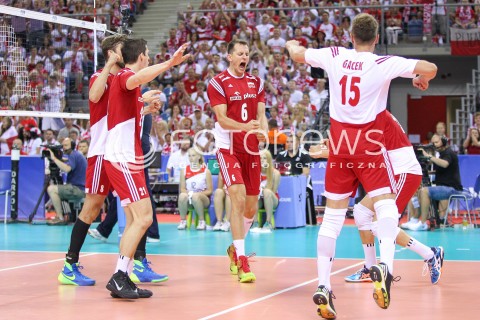  04.07.2015 KRAKOW <br />SIATKOWKA MEZCZYZN LIGA SWIATOWA 2015 <br />FIVB VOLLEYBALL WORLD LEAGUE 2015 <br />MECZ POLSKA - USA ( POLAND - UNITED STATES ) <br />N/Z BARTOSZ KUREK RADOSC EMOCJE <br /> 