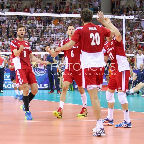 04.07.2015 KRAKOW <br />SIATKOWKA MEZCZYZN LIGA SWIATOWA 2015 <br />FIVB VOLLEYBALL WORLD LEAGUE 2015 <br />MECZ POLSKA - USA ( POLAND - UNITED STATES ) <br />N/Z ANDRZEJ WRONA BARTOSZ KUREK RADOSC EMOCJE <br /> 